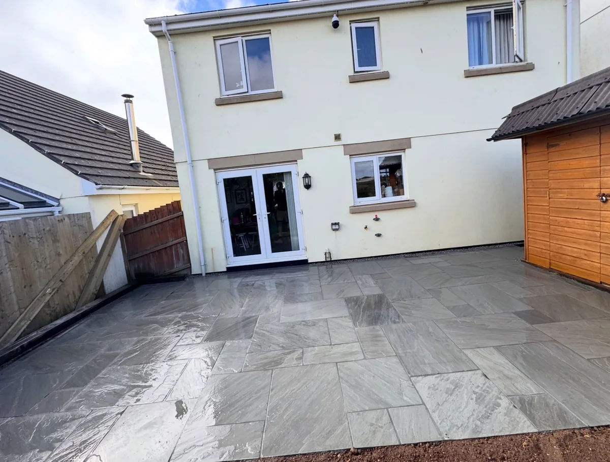 Sandstone patio, Helston, finished by HW Contractors